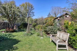 Photo 16- click for photo gallery